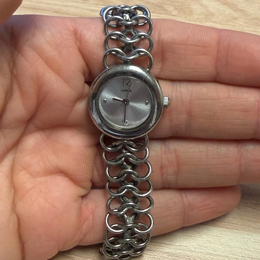 Lorus Womens Silver Chain Link Bracelet Watch Japan Movt LR0765 Round Dial Works